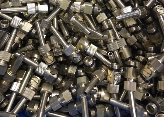 1/2" Pirinç Üniversal Su Fıskiye Nozulları DN15 3m3/h