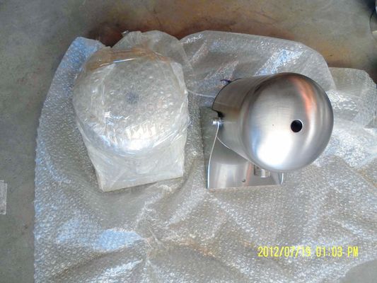 1.5m Yüksek 4500 L / H 14mm laminer su jeti memesi