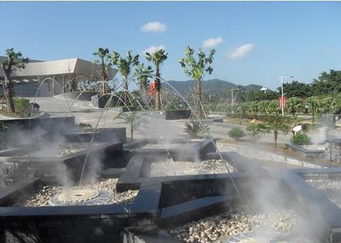 4m Mesafe 10000 L / H 20mm Laminer Çeşme Memesi