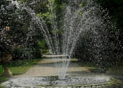 1" Pirinç Çiçeği DN25 Dans Eden Çeşme Memesi Su Akış Hızı 30.8gpm